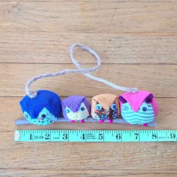 Wall Decorating Colorful Fabric Handmade 4 Owls Family Branch Wall Hanging - Picture 8 of 9